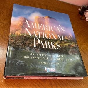 Discovery America's National Parks Book - Multicolor Cover